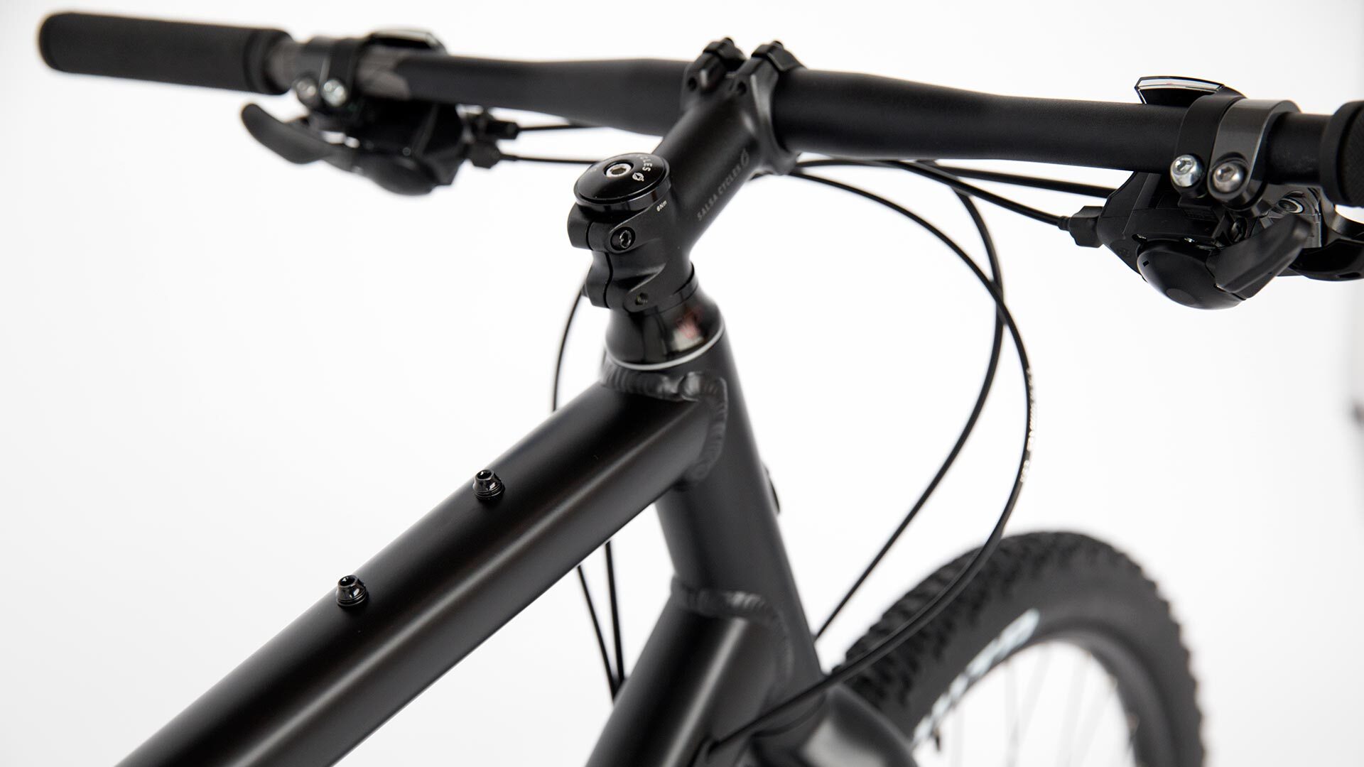 Salsa journeyman flat bar claris store 650 bike