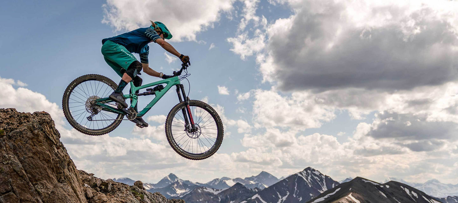 Mountain bikes collection banner