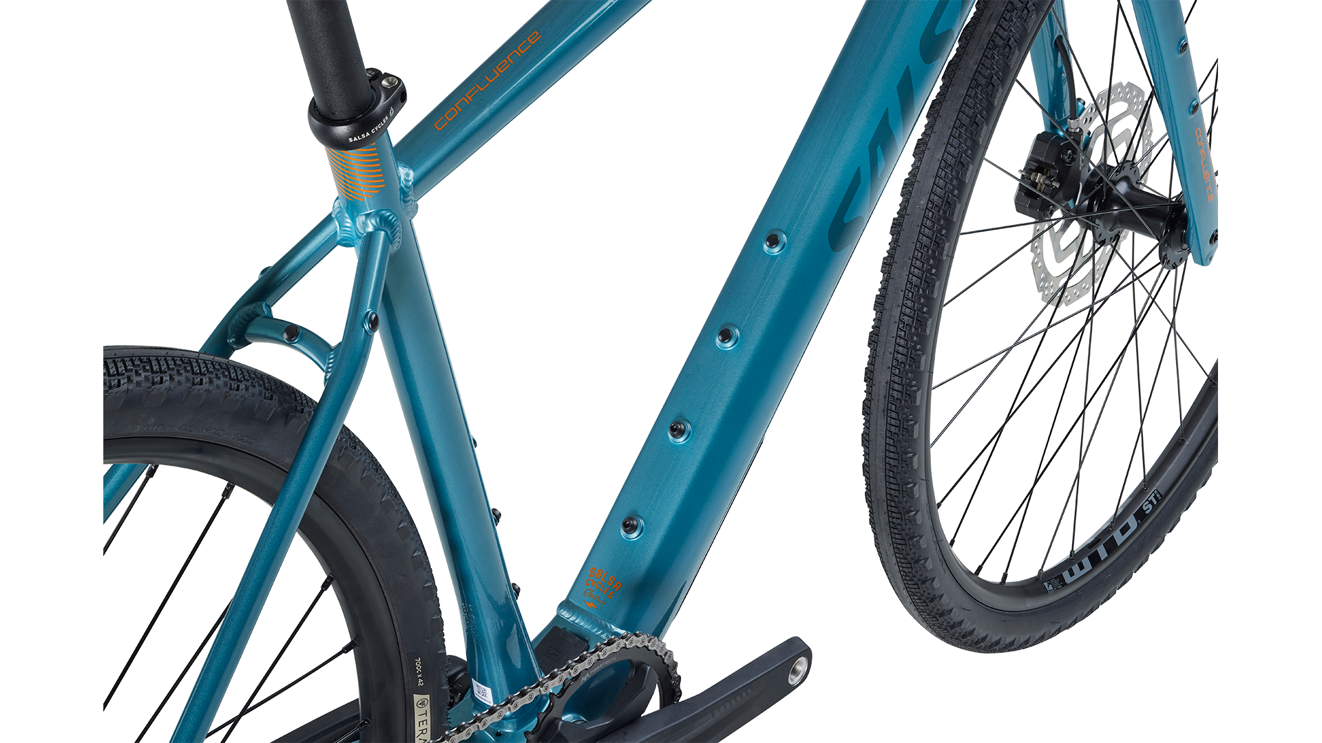 Salsa Confluence Ebike Flat Bar CUES 11 seat tube and down tube focus